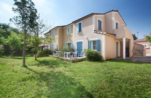 Cabries Resort | Pet-Friendly Oceanfront Stay at Terres de France