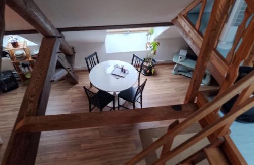 Ecuelles Apartment | Pet-Friendly Getaway at Terres de Saône for Families