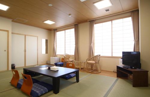 Teshio Hotel | Relaxing Teshio Onsen Yubae with Hot Tub and Breakfast