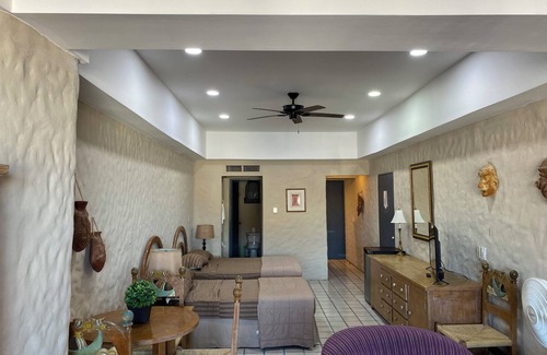Centro Condo | Inviting Tesoro #32 - Studio with Marina Views & Kitchen