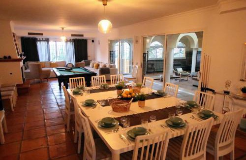 Pinos de Alhaurin Villa | Experience TESS Villa La Favorita with Oceanfront Bliss