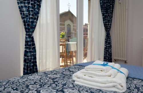 Testaccio Bed & Breakfast | Discover Testaccio XIX-XXV Bed and Breakfast with Hot Tub