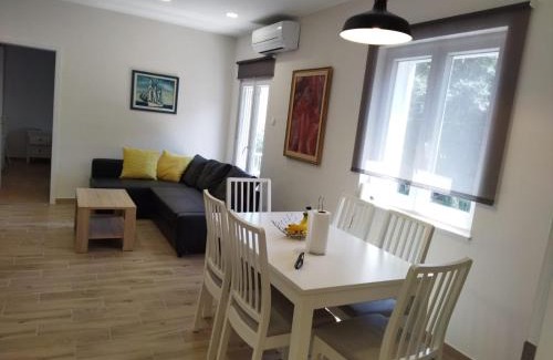 Jesenice Apartment | Experience Teta Lidia: Oceanfront Bliss with 9.7 Rating