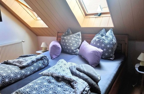 Teterow Apartment | Tetjes Horstel - Ferienwohnung mit Balkon - Tetjes Horstel - Ferienwohnung