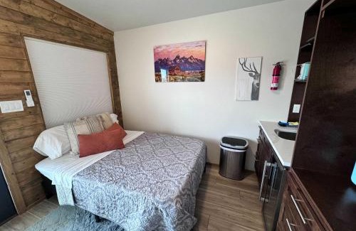 Leigh Creek Estates House | Discover Teton View Studio: A Hidden Gem Near Yellowstone