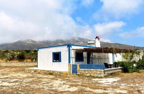 Arkasa House | Oceanfront Tetrapolis Cottage with Pet-Friendly Amenities