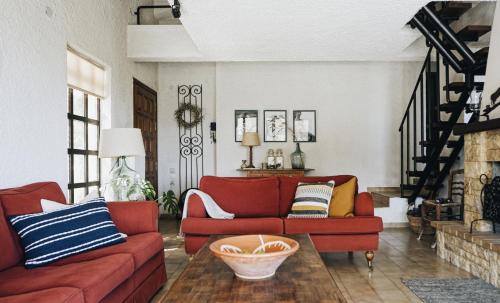 Messolonghi Villa | Discover Tettix House: 4-Star Family-Friendly Retreat