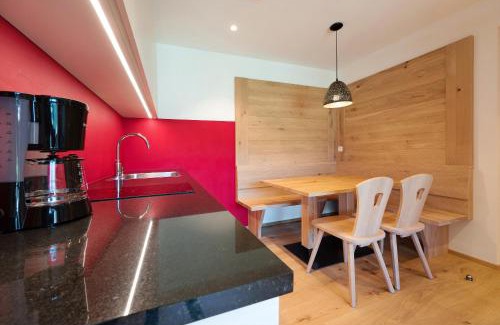 Feldthurns Apartment | Unforgettable Stay at Teutenhofer Kirsche - Perfect for Families