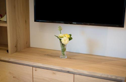 Feldthurns Apartment | Unforgettable Stay at Teutenhofer Kirsche - Perfect for Families