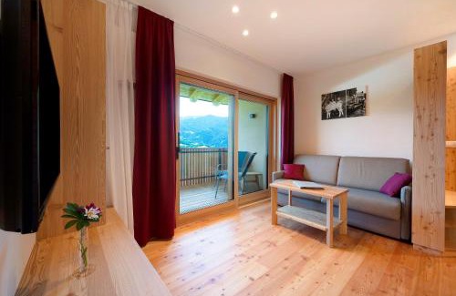 Feldthurns Apartment | Perfect Getaway at Teutenhofer Zwetschge - 10/10 Guest Rated