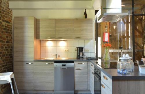 Teuven House | Inviting Farmhouse with Pet-Friendly Amenities in Nature