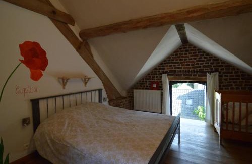 Teuven House | Inviting Farmhouse with Pet-Friendly Amenities in Nature