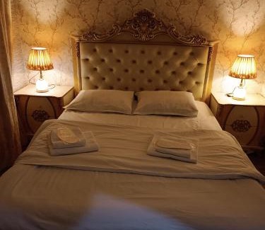 Parakar Apartment | Highly Rated Tevosyan EVN Airport: Pet-Friendly Stay