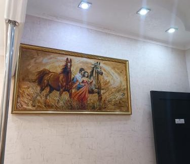 Parakar Apartment | Highly Rated Tevosyan EVN Airport: Pet-Friendly Stay