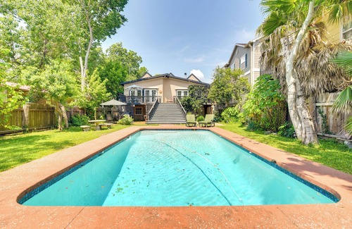 Clear Lake Shores House | Relaxing Texas Escape with Private Pool and Ocean View