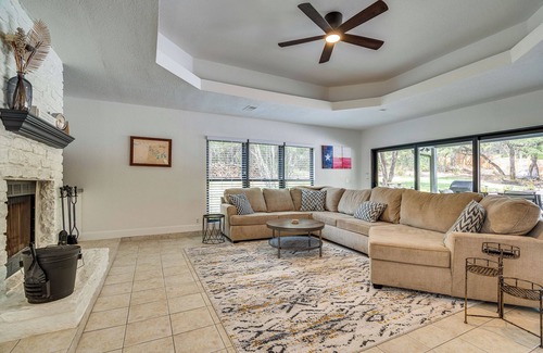 Marshall Ford Vista House | Family-Friendly Texas Retreat with Pool & Spa Near Lake