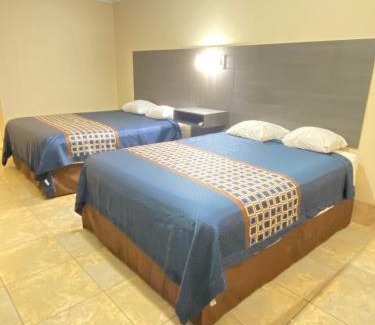 Rio Bravo Hotel | Convenient Texas Inn & Suites: Close to La Plaza Mall