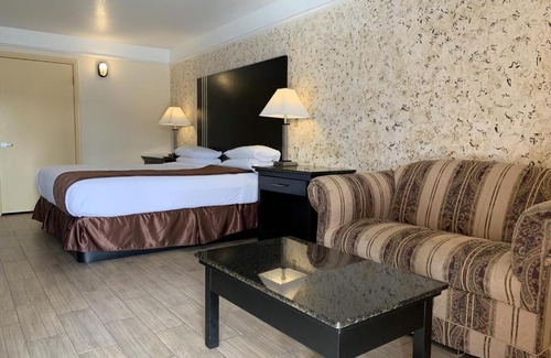 Pharr Hotel | Pet-Friendly Getaway at Texas Inn & Suites Pharr/San Juan