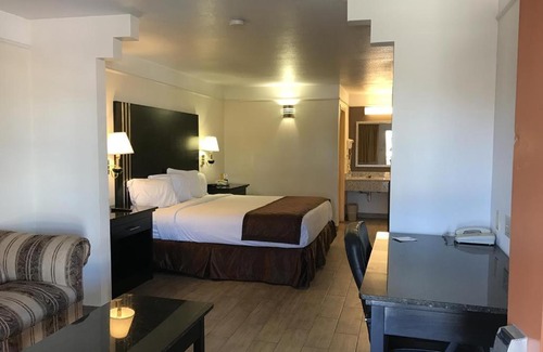 Pharr Hotel | Pet-Friendly Getaway at Texas Inn & Suites Pharr/San Juan