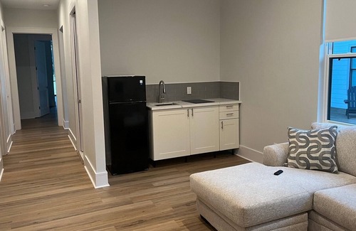 Groesbeck House | Texas Lake Hideaway at Limestone