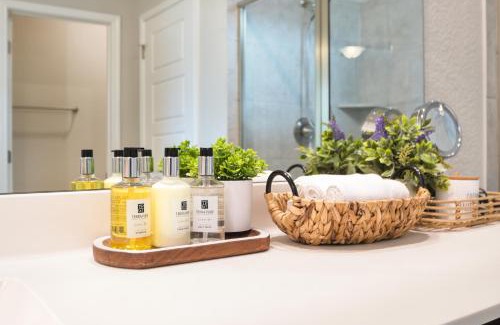 Far North Central Apartment | Texas Luxury Home at Redland
