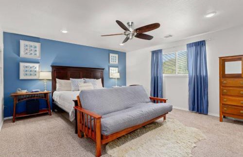 New Braunfels House | Discover Texas Two-Step at Waterwheel: Family-Friendly Retreat