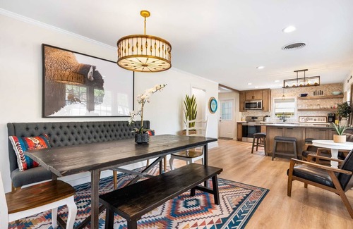 Bandera House | Ideal Texas Two Step Retreat in Bandera with Pool & Ocean View