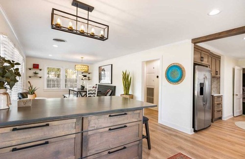 Bandera House | Ideal Texas Two Step Retreat in Bandera with Pool & Ocean View