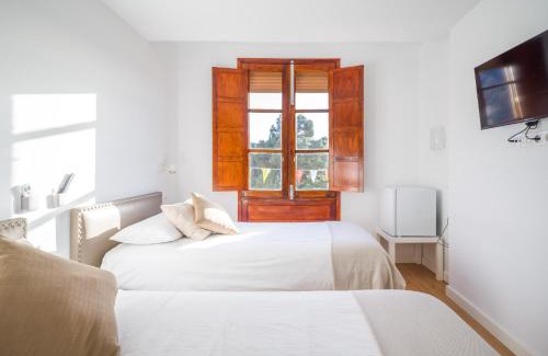 Tejeda House | Family-Friendly Texeda Room Suites with Great Amenities