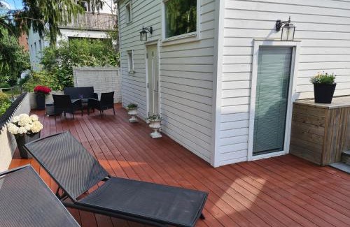 Orgryte-Harlanda Apartment | Relax at TG Oasis Örgryte Stugor & Rum with Hot Tub Access