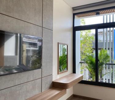 Buon Ma Thuot Hotel | Thành Thuý Hotel: Family-Friendly Stay with Top Guest Ratings
