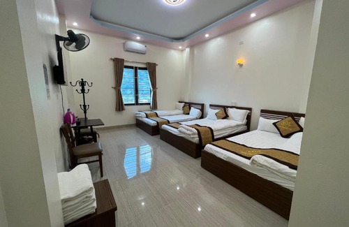 Dong Van House | Pet-Friendly Thái Tâm Motel with Breakfast & Hot Tub