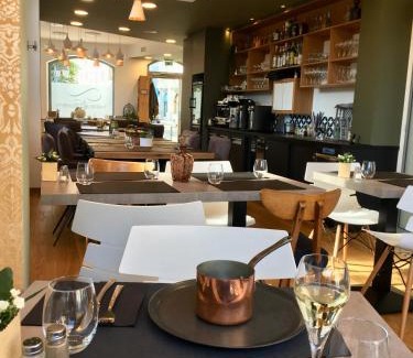 Cernay Bed & Breakfast | Discover Théière & Couverts - Family-Friendly Retreat