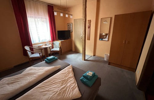 Ziegenrueck Bed & Breakfast | Thüringer Hof: Spa Retreat with Child-Friendly Amenities