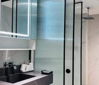 Dong Da House | Budget-Friendly Thảo Nguyên Homestay for Families