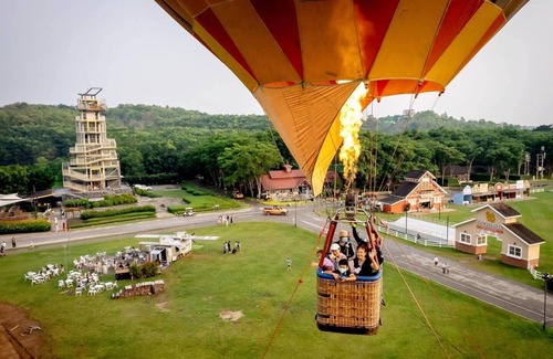 Chiang Rai Apartment | Elegant Rooms Near Famous Tourist Routes in Chiang Rai