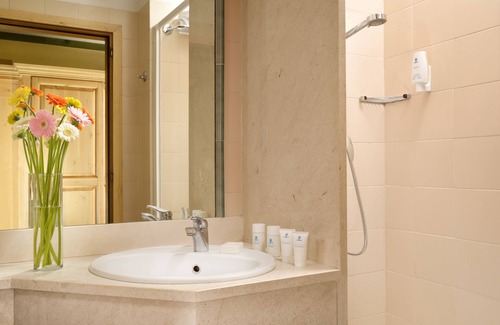 Gressan Hotel | Discover TH Pila: Pool, Spa & Family-Friendly Amenities