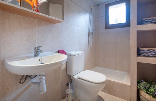 Tarragona Villa | TH136 Villa Sant Ramon with garden and pool
