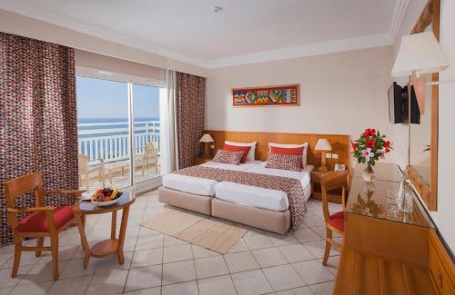 Tabarka Hotel | Relax at Thabraca Thalasso & Diving: Beachfront Bliss Awaits