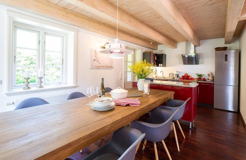 Nebel House | Idyllic Thatched Roof House in Nebel, Amrum Island