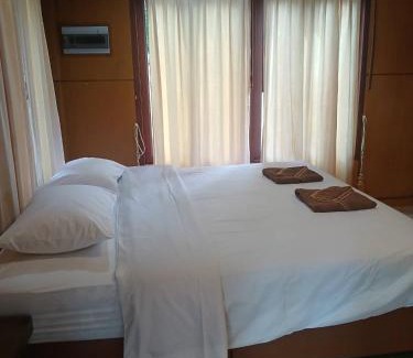 Maret House | Budget-Friendly Stay at Dow Residence for Your Next Escape
