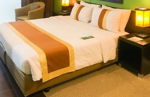 Mueang Samut Prakan District Apartment | Thai Vibrant Suvarnabhumi-Bangna nearby BTS PuChao