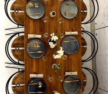 Khlong Tan Nuea House | Inviting Thai Wabi-Sabi Loft with Child-Friendly Amenities