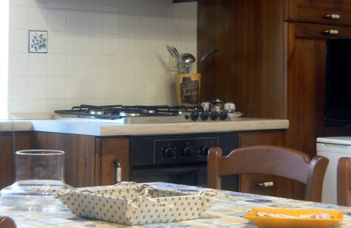 Arcidosso Bed & Breakfast | Cozy Thalassa Locanda B&B with Family-Friendly Amenities