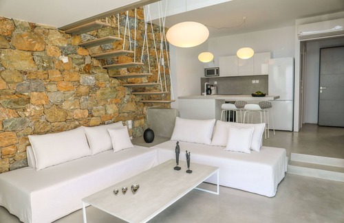 Punta Villa | Beachfront Thalasses Villas Skiathos with Private Pool & Ocean View