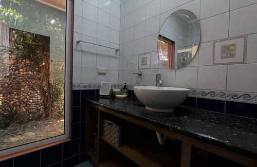 Zamboanguita Resort | Thalatta Resort: Guest Rated 9/10 with Pool & Spa Services