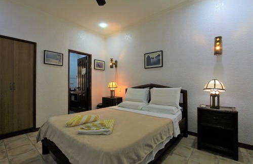 Zamboanguita Resort | Thalatta Resort: Guest Rated 9/10 with Pool & Spa Services