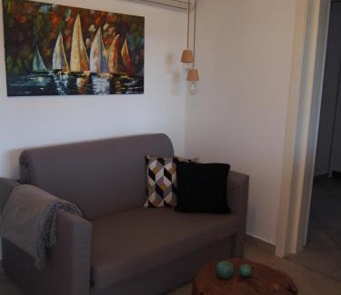 Psili Ammos Apartment | Oceanfront Escape at Thalatta Seaside Accommodation