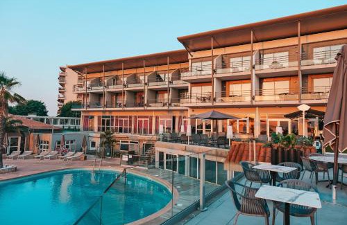 Plaine de la Brague Hotel | Relax at Thalazur Antibes - Hôtel & Spa with Ocean Views