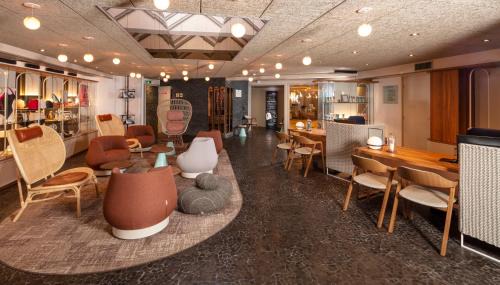 Royan Hotel | Relaxing Thalazur Royan Hotel & Spa with Oceanfront Views
